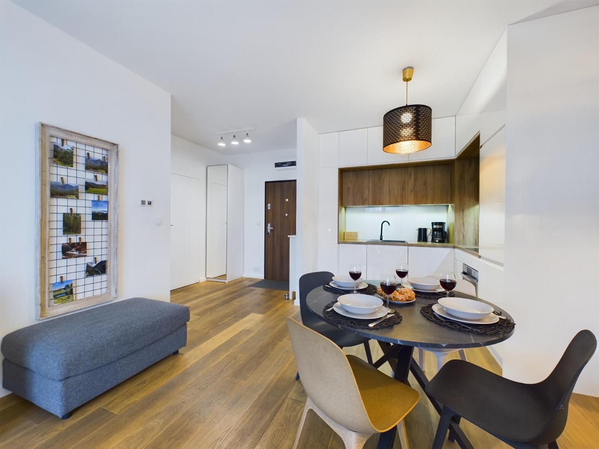Go Rakowicka By Renters Apartment *