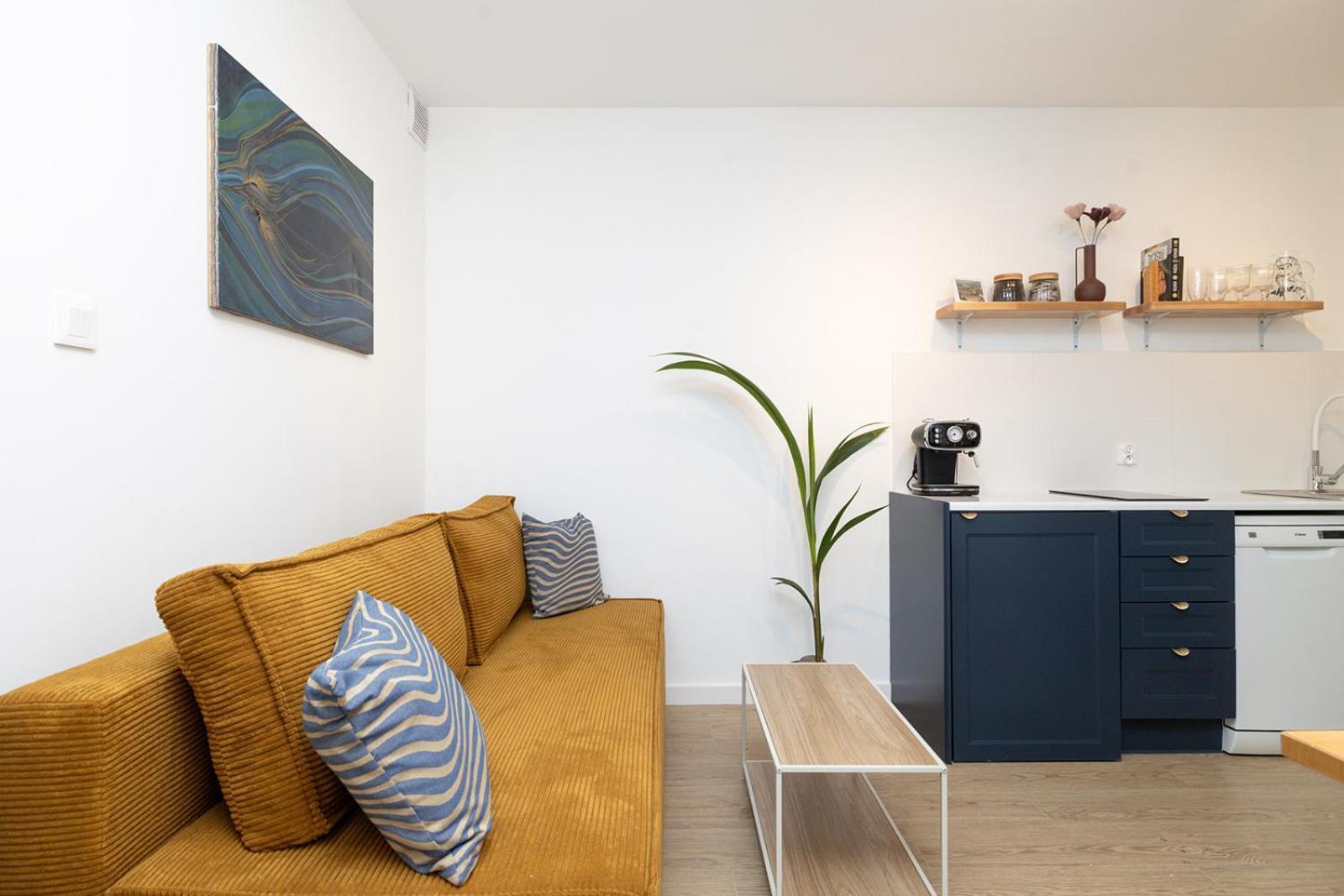 In The Heart Of Historical District With Free Parking *