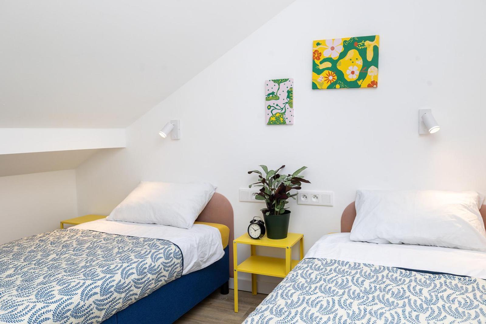 In The Heart Of Historical District With Free Parking