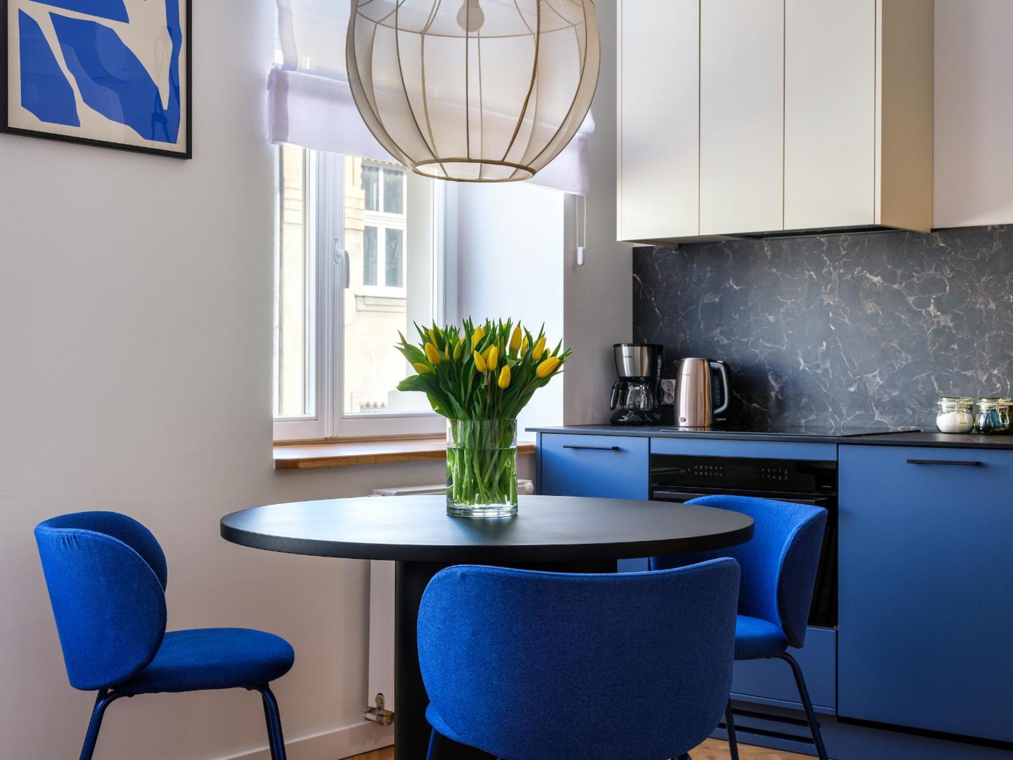 Tyzenhauz Siemiradzkiego Street Apartament