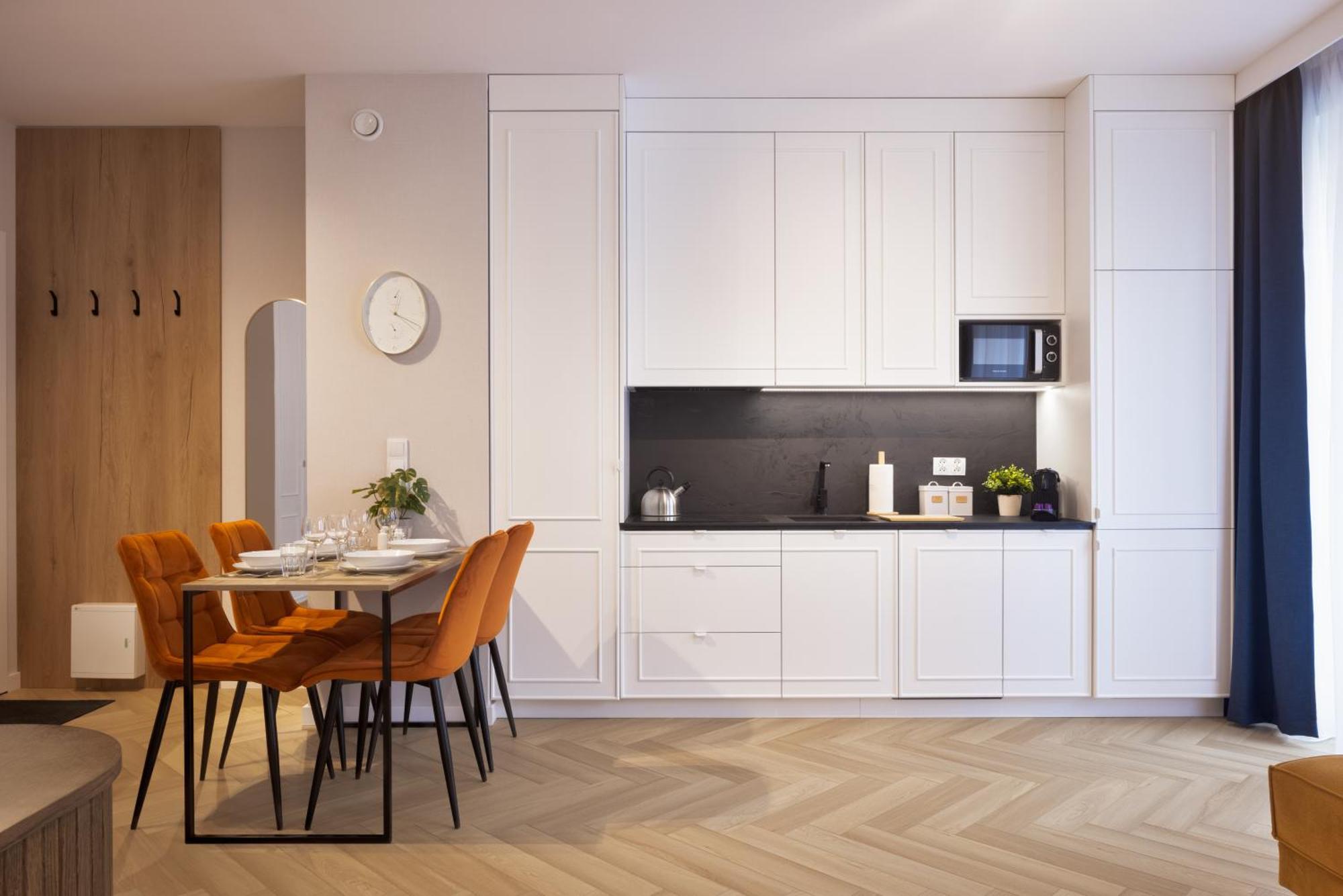 Metropolis Old Town Apartment