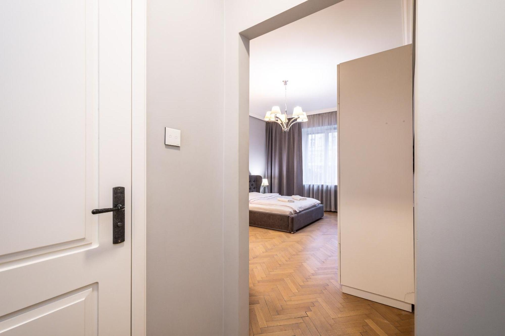 Rentplanet - Krasinskiego
