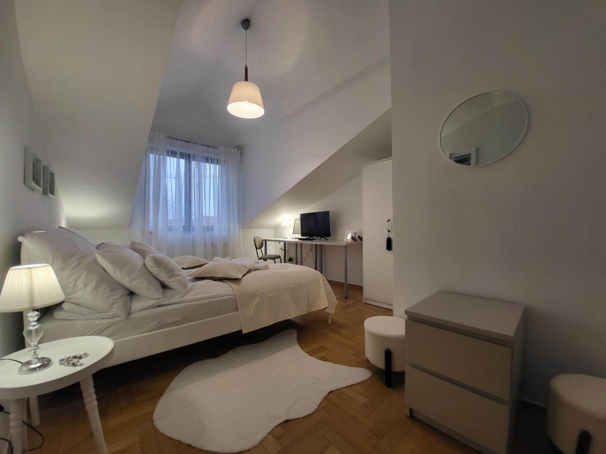 Apartment Kochanowskiego 12 *