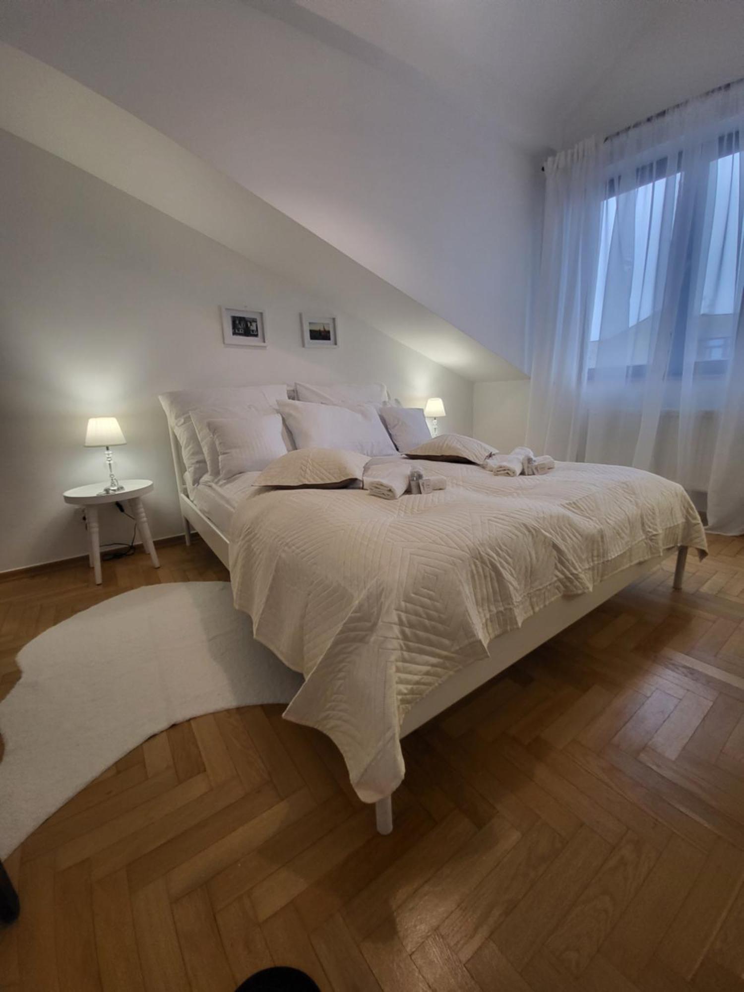 Apartment Kochanowskiego 12 *