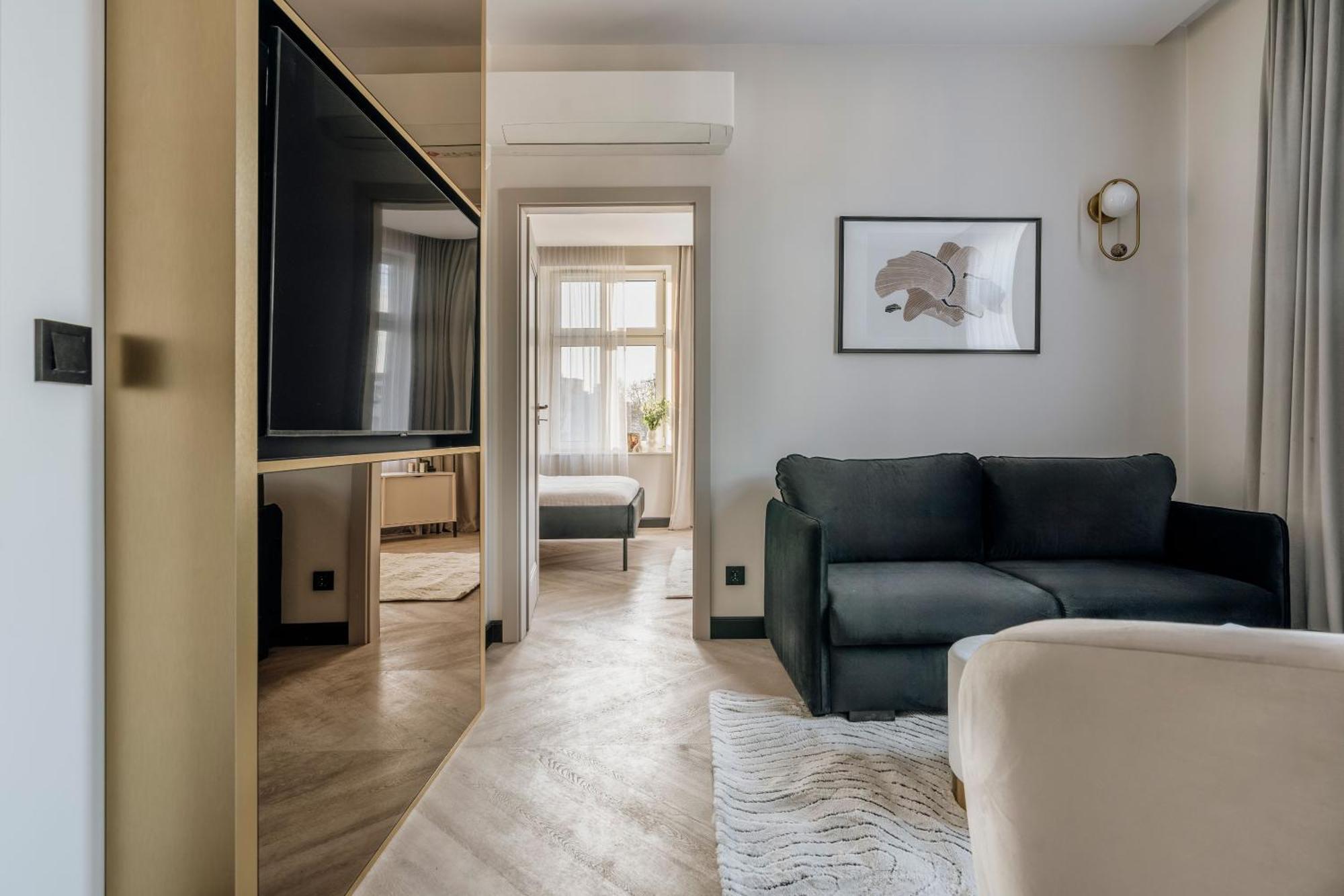Aparthotel Millou - Loftaffair Collection