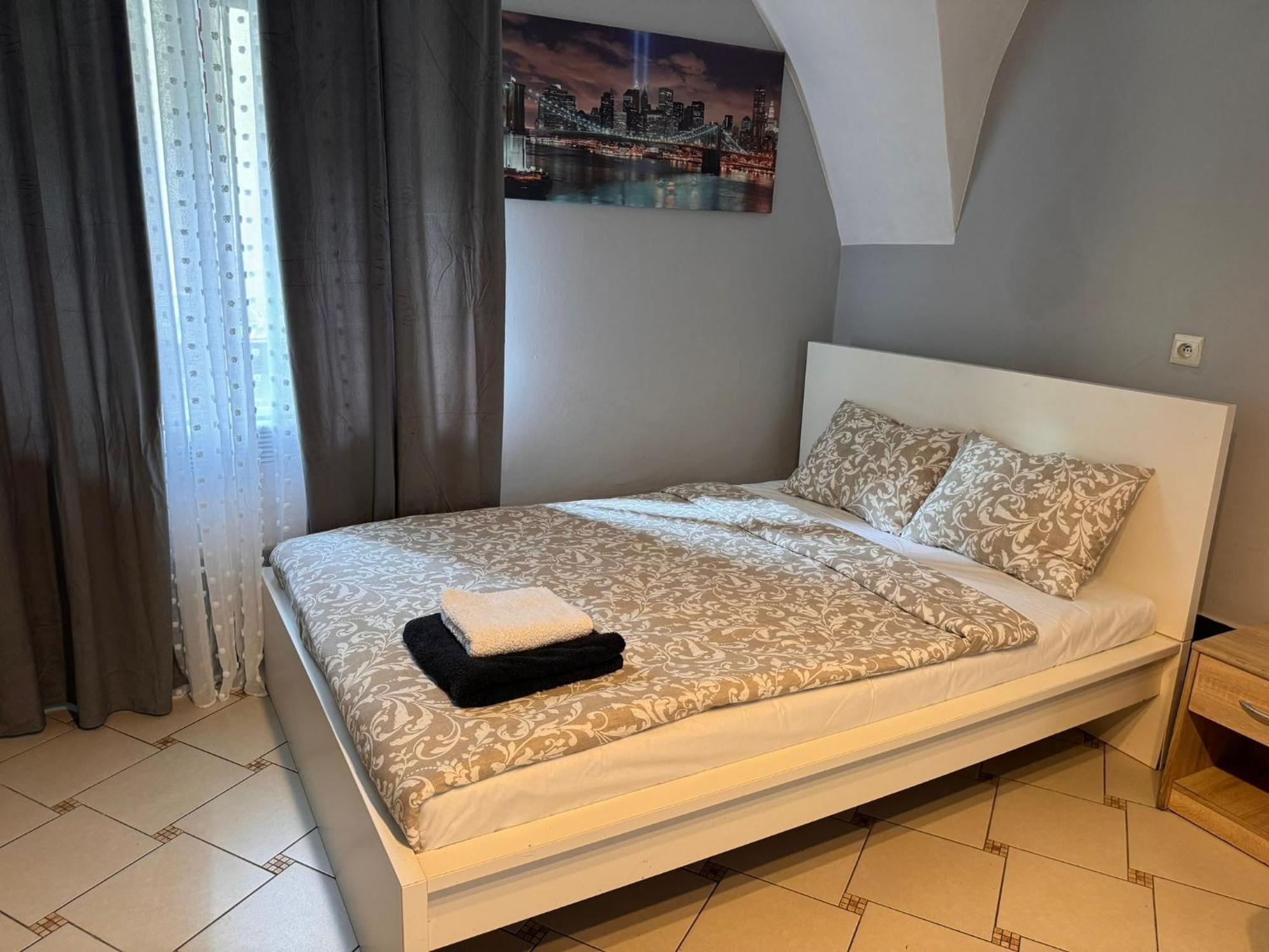 Efendi Krakow