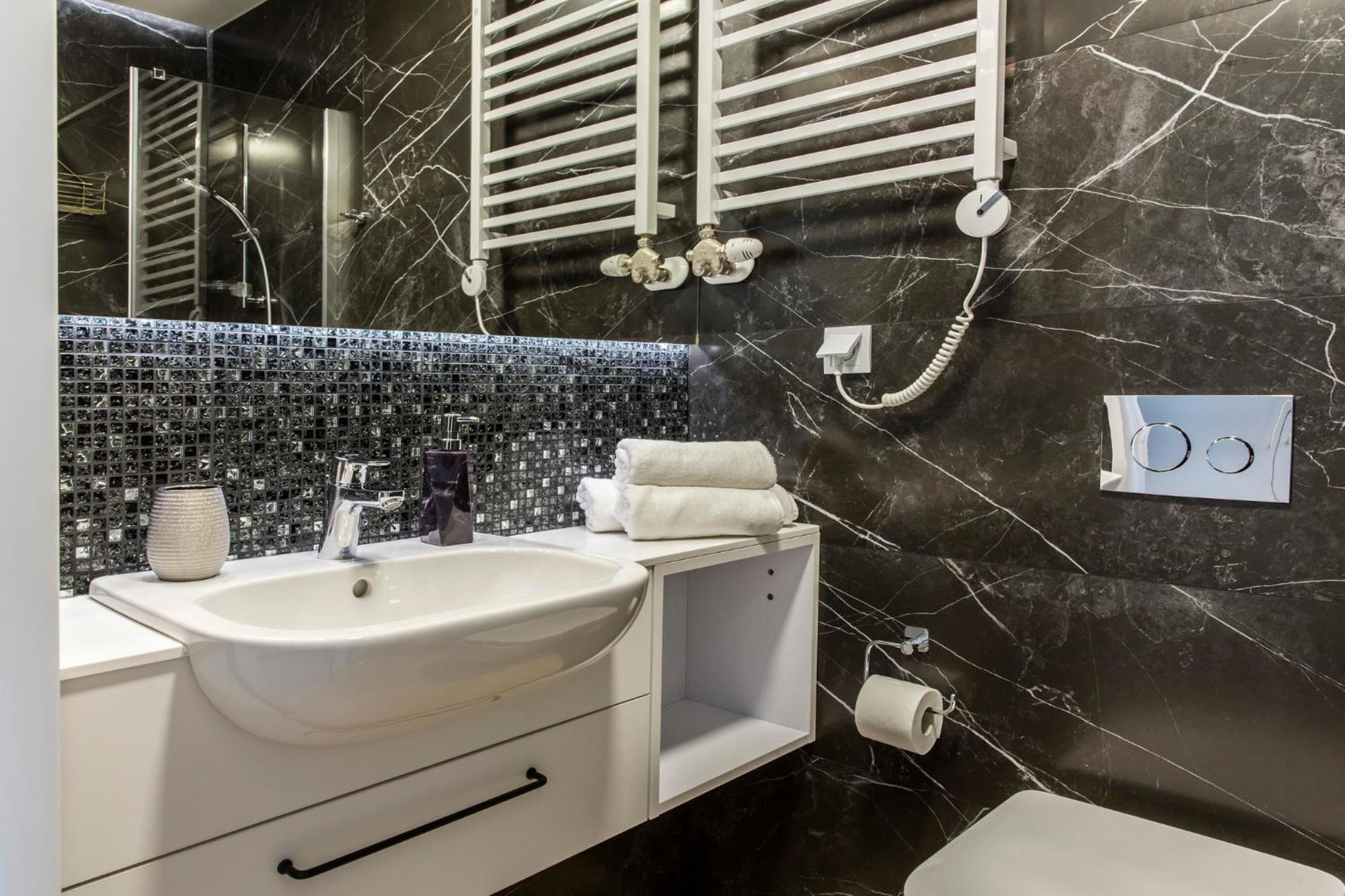 Piedmont House Apartment