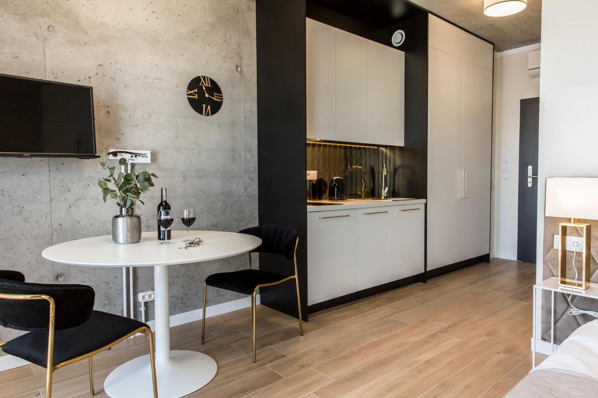 Piedmont House Apartment *