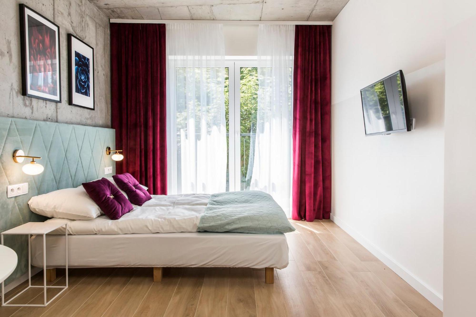 Piedmont House Apartment