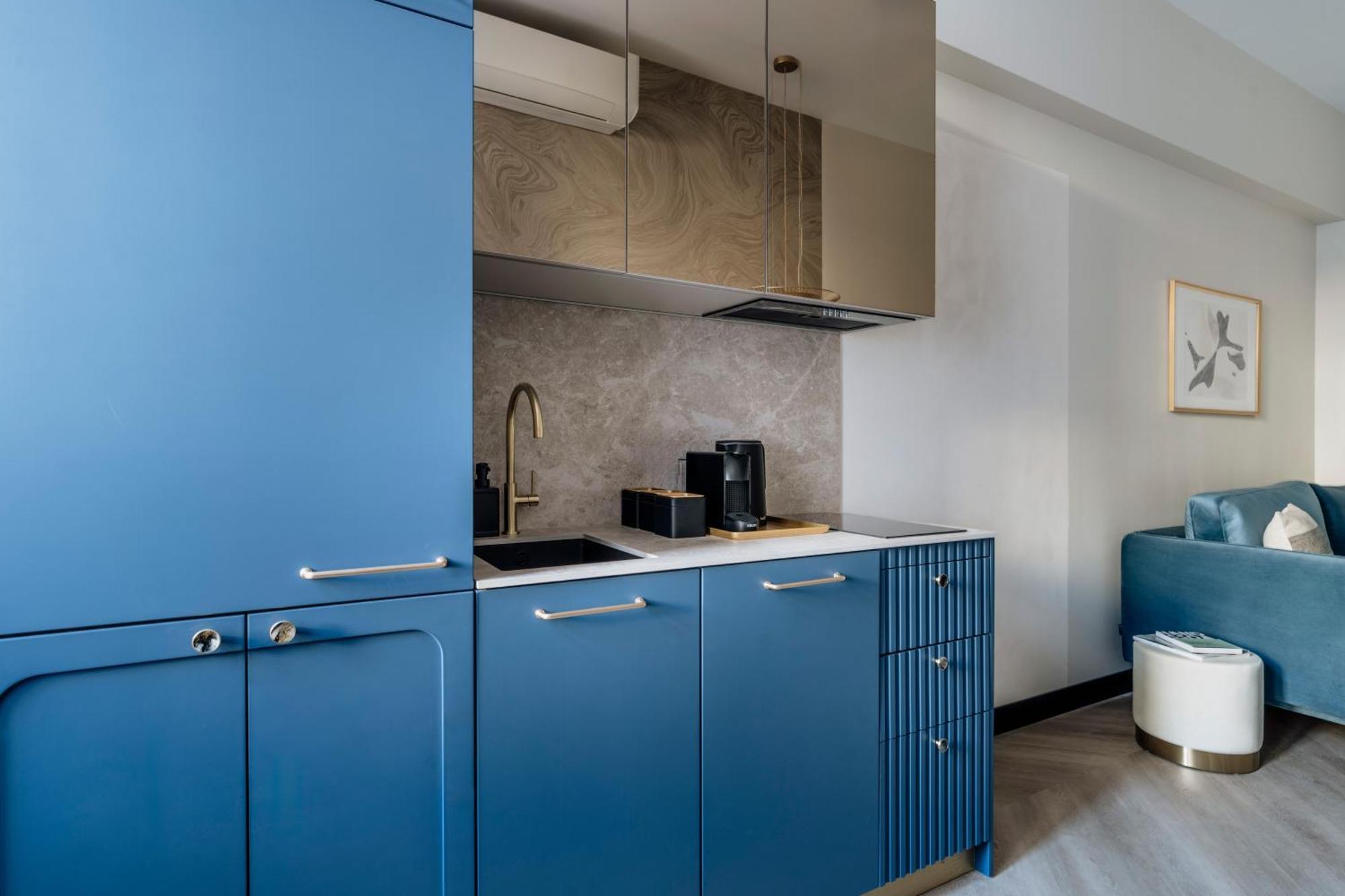 Aparthotel Millou - Loftaffair Collection