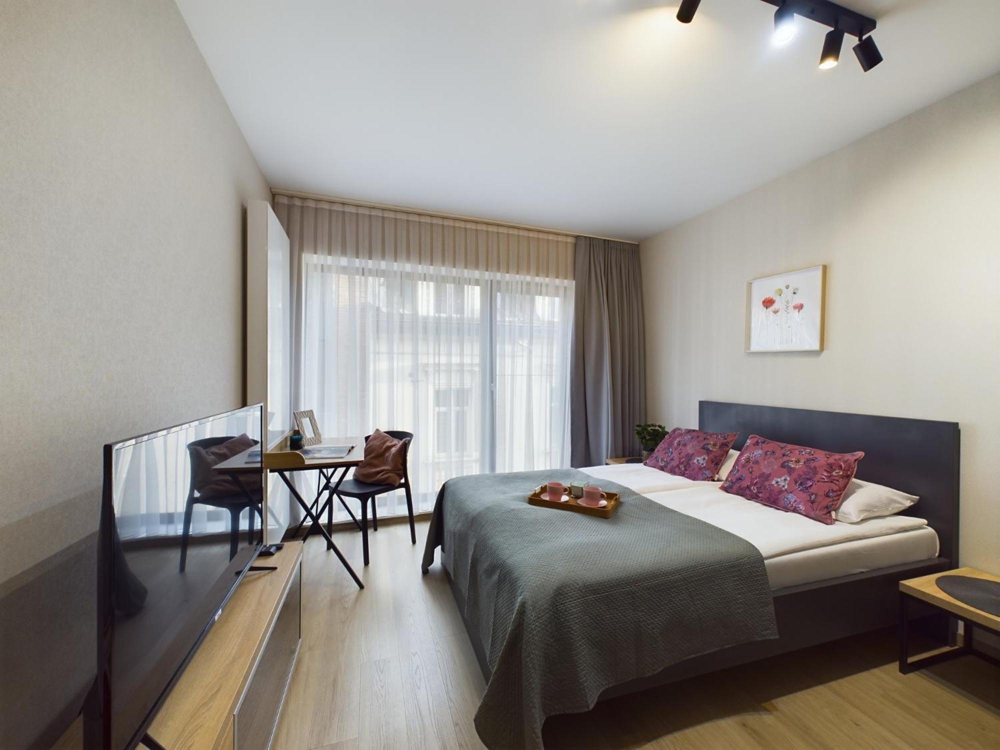 Modern With Air Conditioning In Downtown By Renters Cracóvia