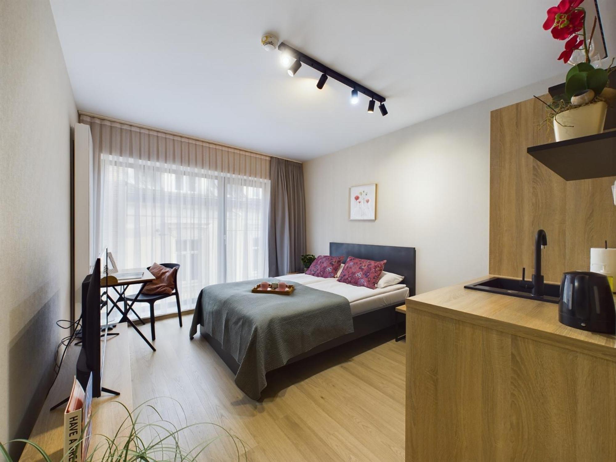 Modern With Air Conditioning In Downtown By Renters * Cracóvia