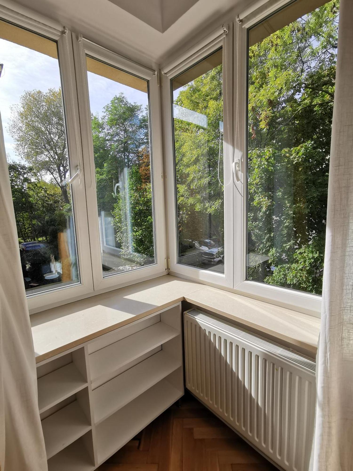 Cozy Spacious With Balcony Kraków
