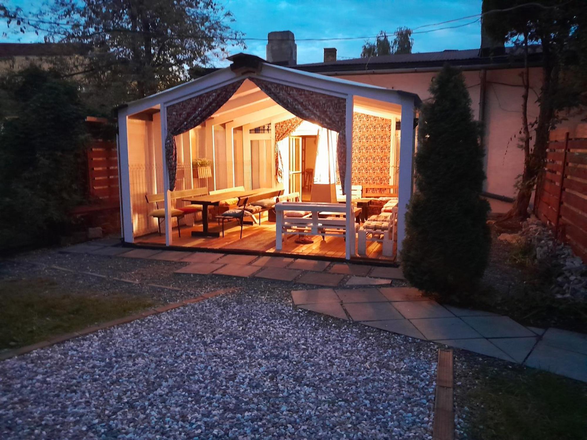 Vakantiehuis Party House And Garden Krakau