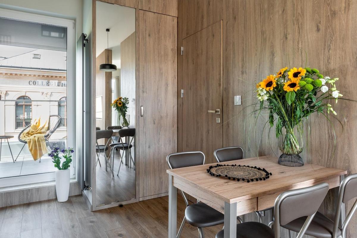Unique With 2 Balconies With Wawel Castle And Views *