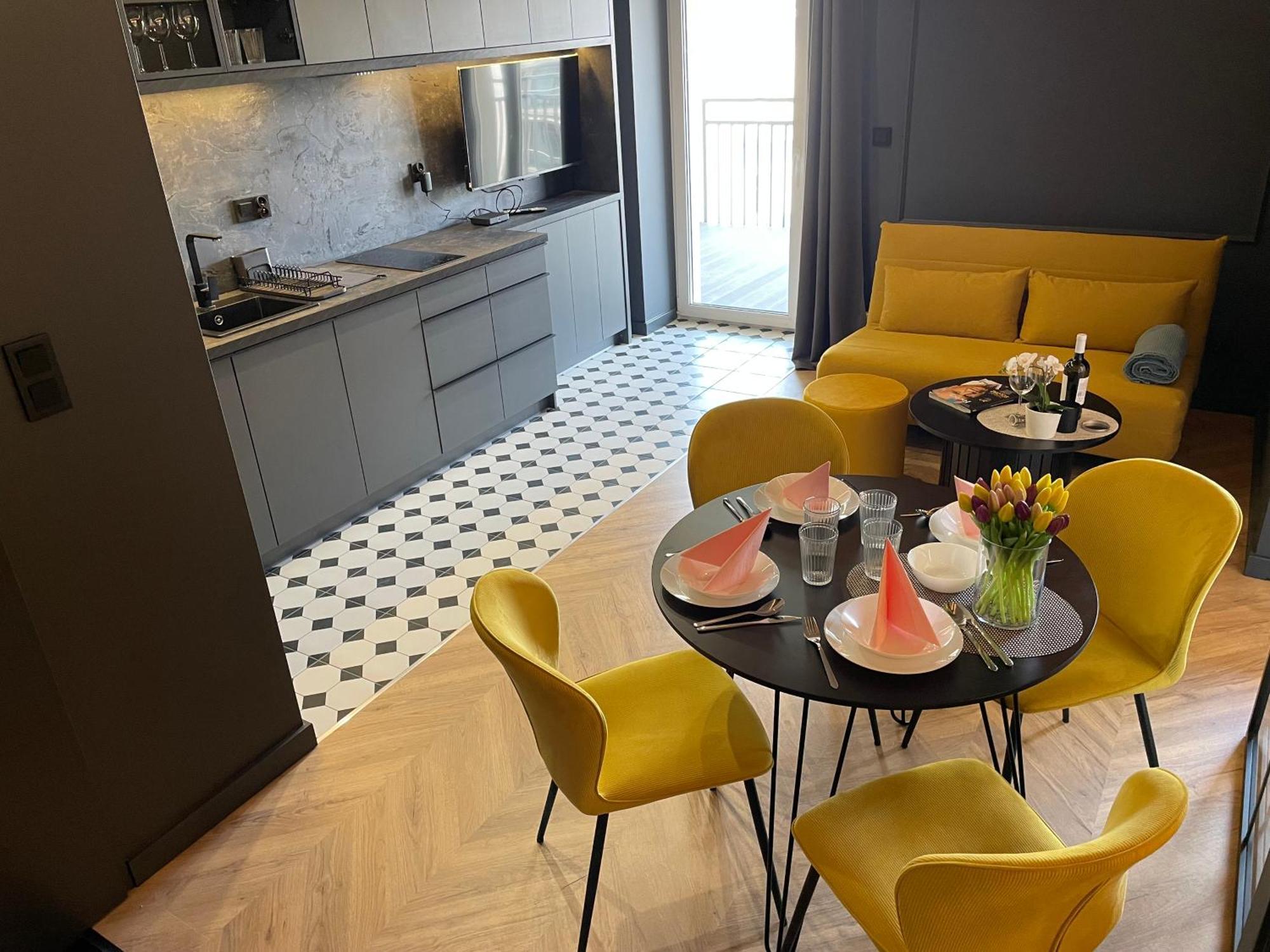 Apartament Konarskiego *