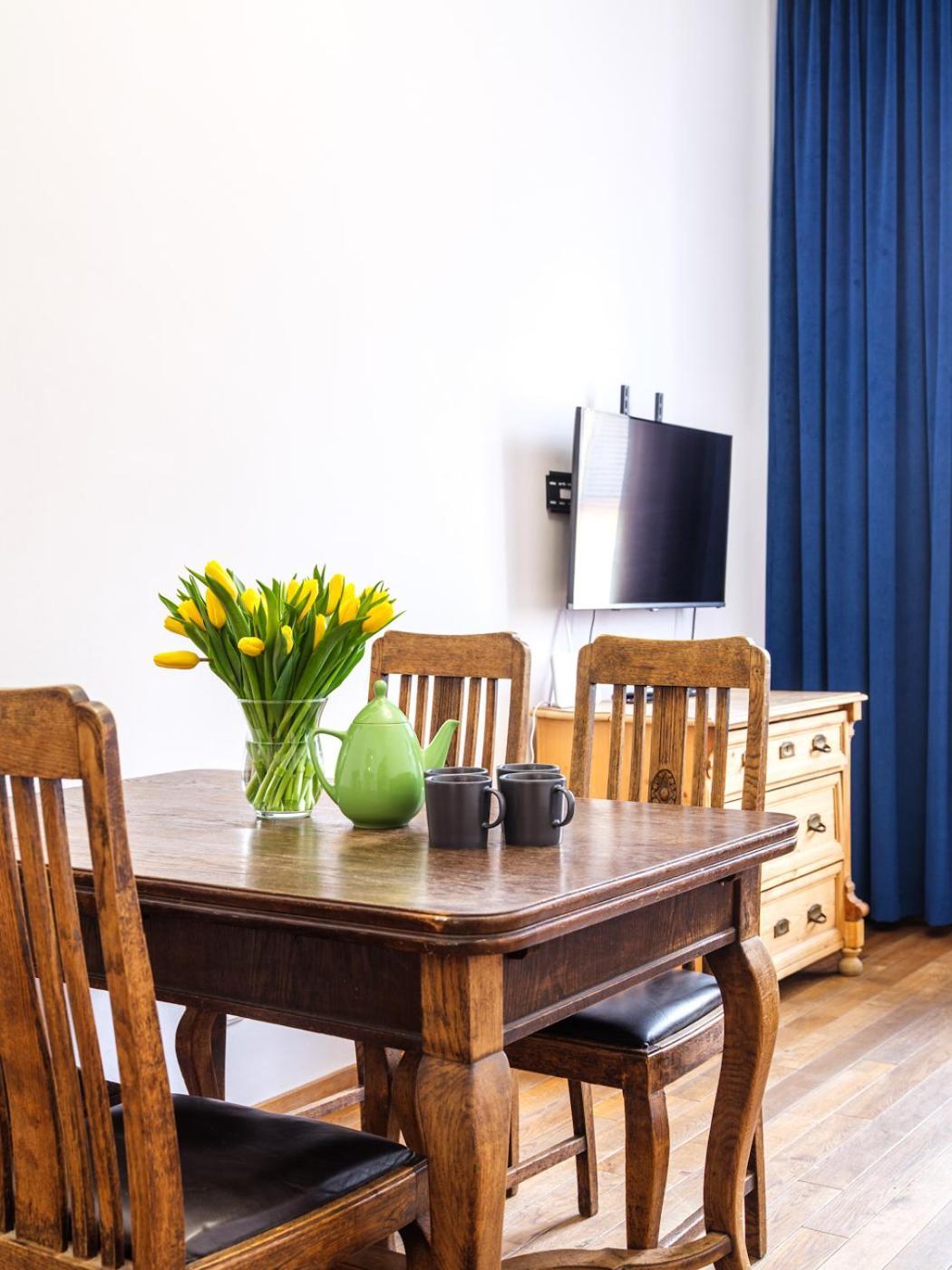 Tyzenhauz Krowoderska Street Apartamento
