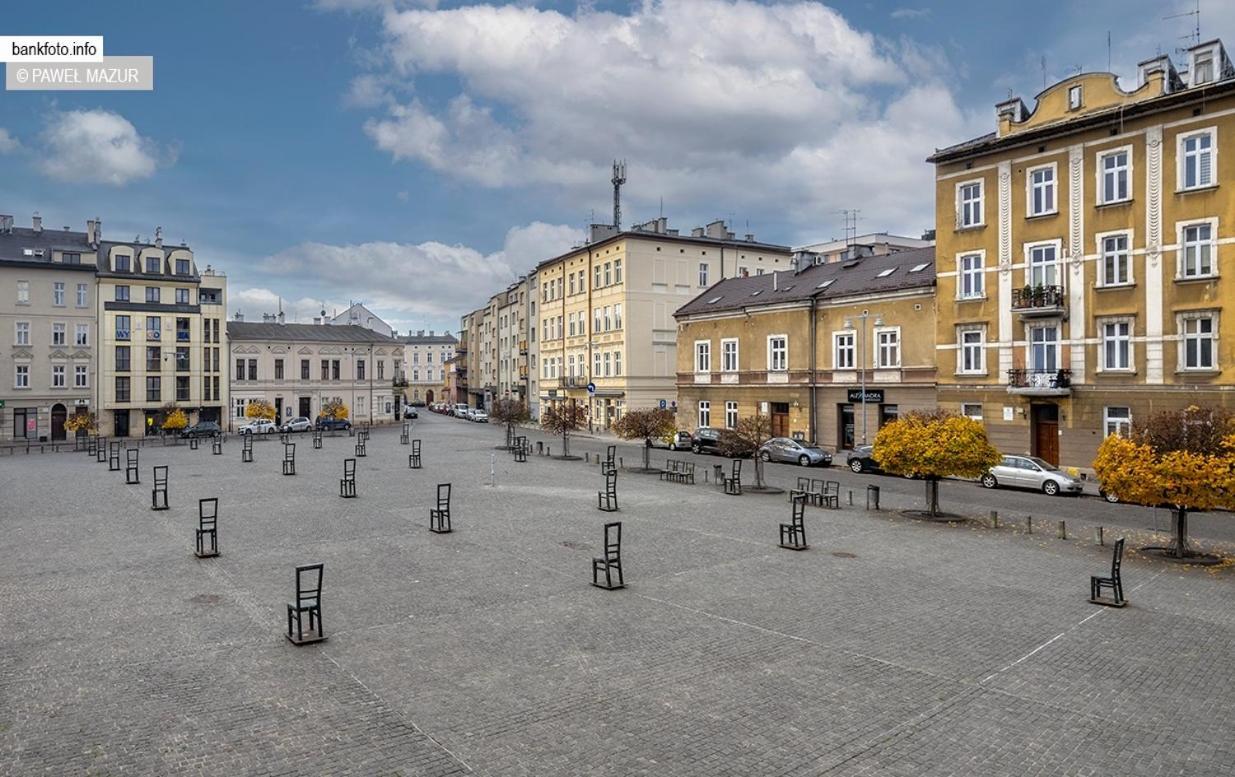 20 - Ghetto Heroes Square Kraków