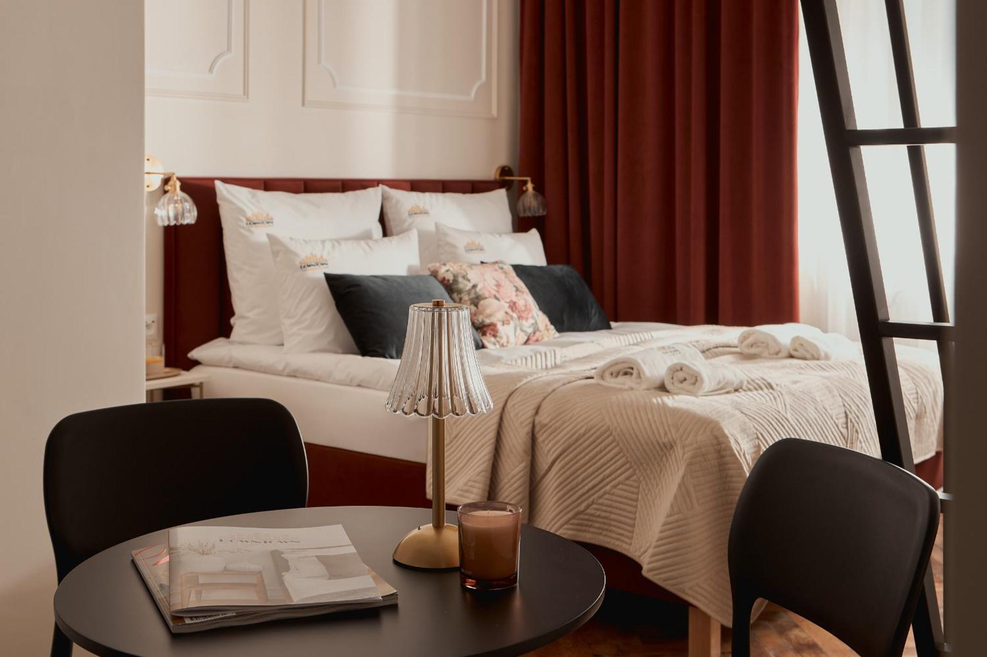Old Town Charm & Chic By Downtown