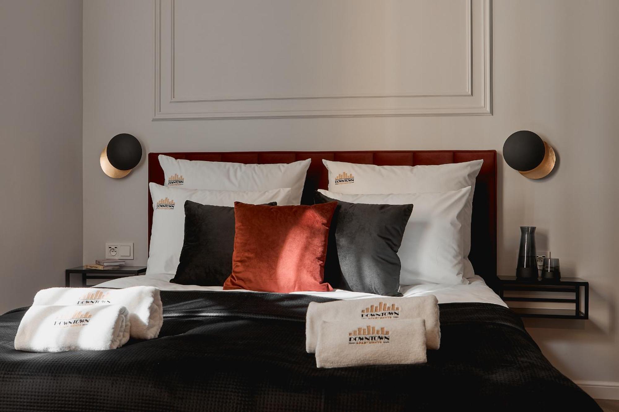 Apartment Old Town Charm & Chic By Downtown *
