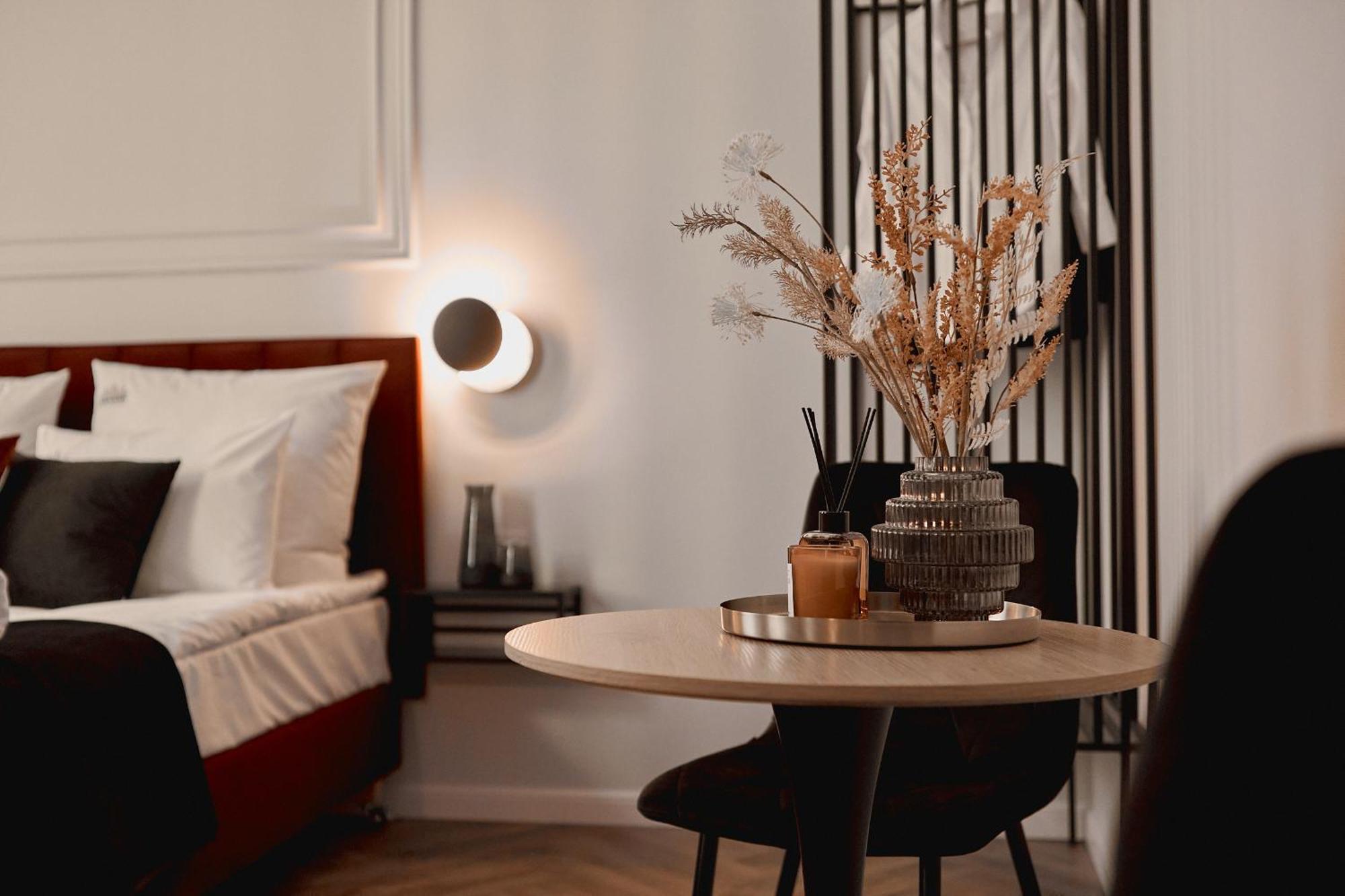 Old Town Charm & Chic By Downtown