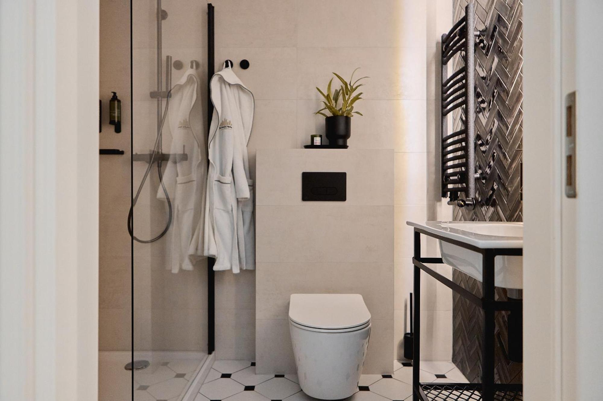 Old Town Charm & Chic By Downtown *