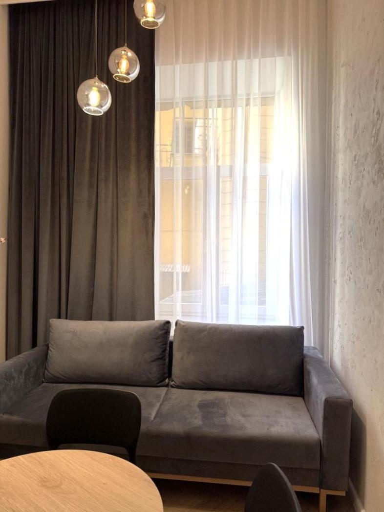 Old Town Charm & Chic By Downtown Apartment