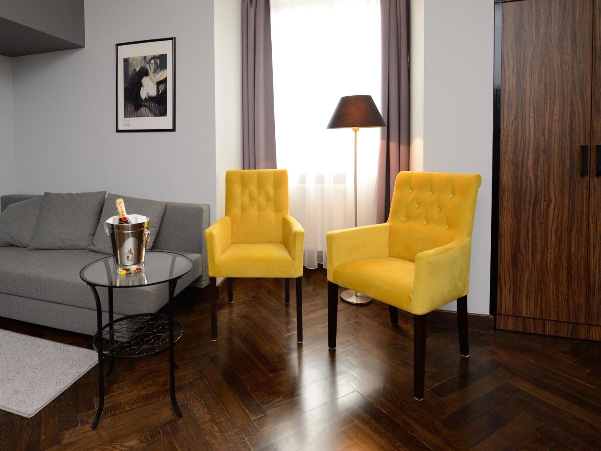 Grottger Luxury Boutique