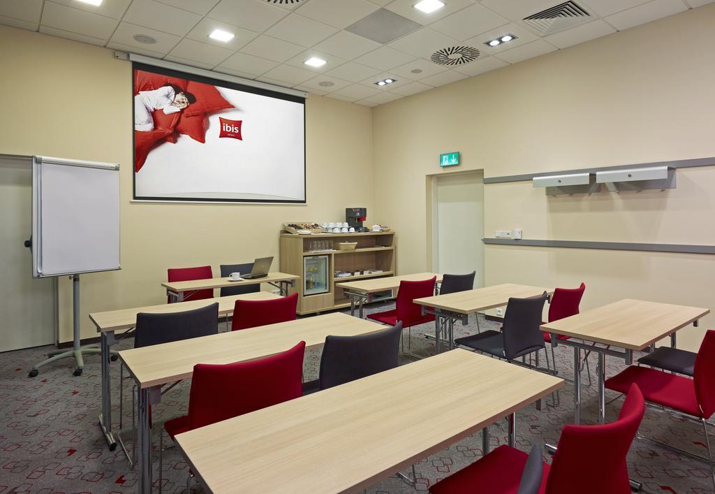 Hotel Ibis Stare Miasto 3*