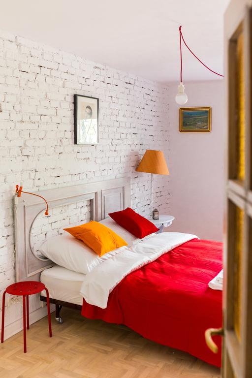 Apartament Pilotów 87