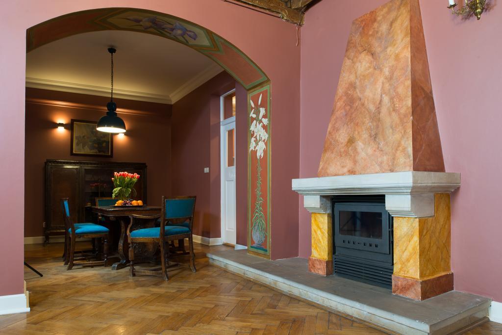 Rynek Glowny Apartment