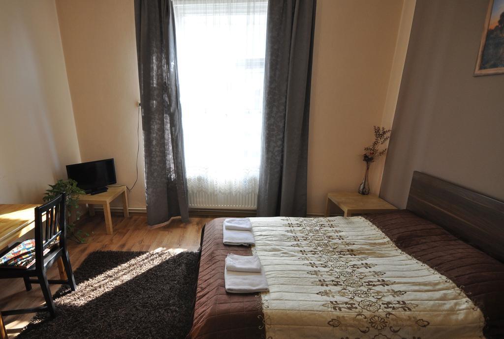 Pokoje Goscinne Isabel Homestay Krakow