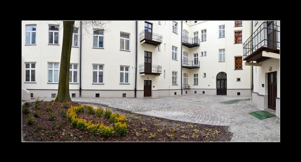 777 2 * Krakau
