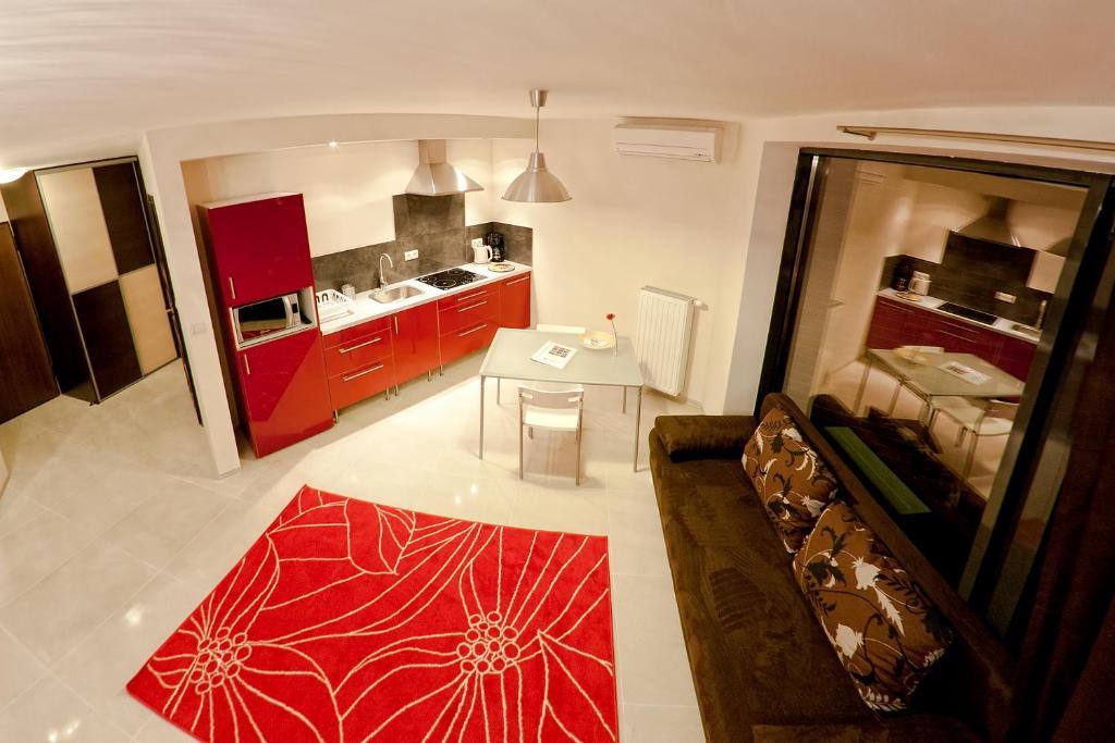 Yourplace Lemon Hotel 3*