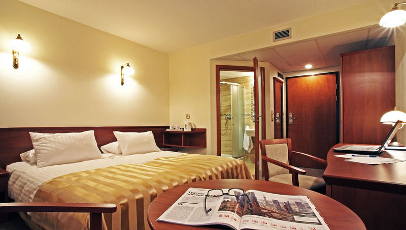 Hotel Conrad