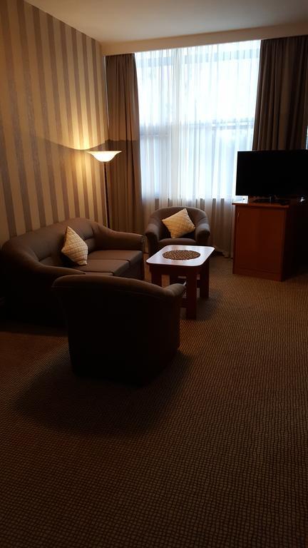 Polonez Hotel 3*