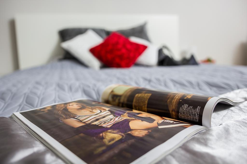 Apartment World