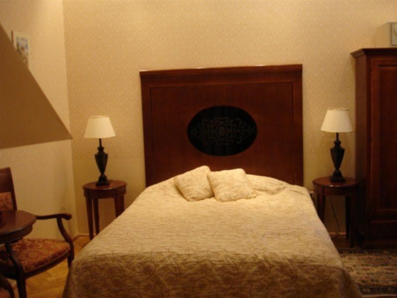Hotel Ostoya Palace