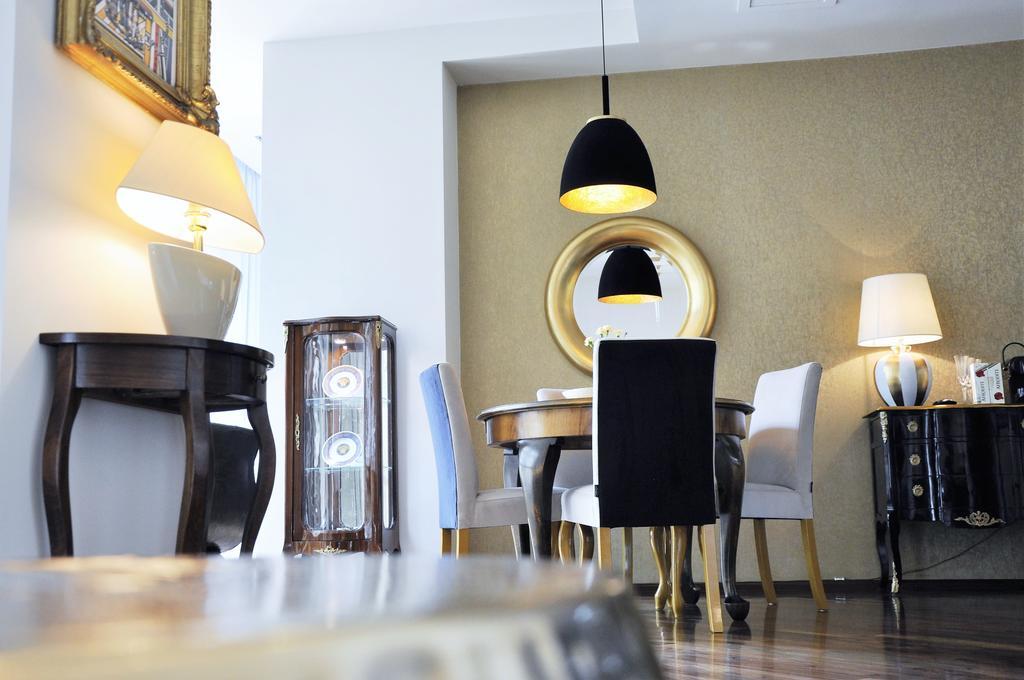 Aparthotel Mondrian Luxury & Old Town 5*