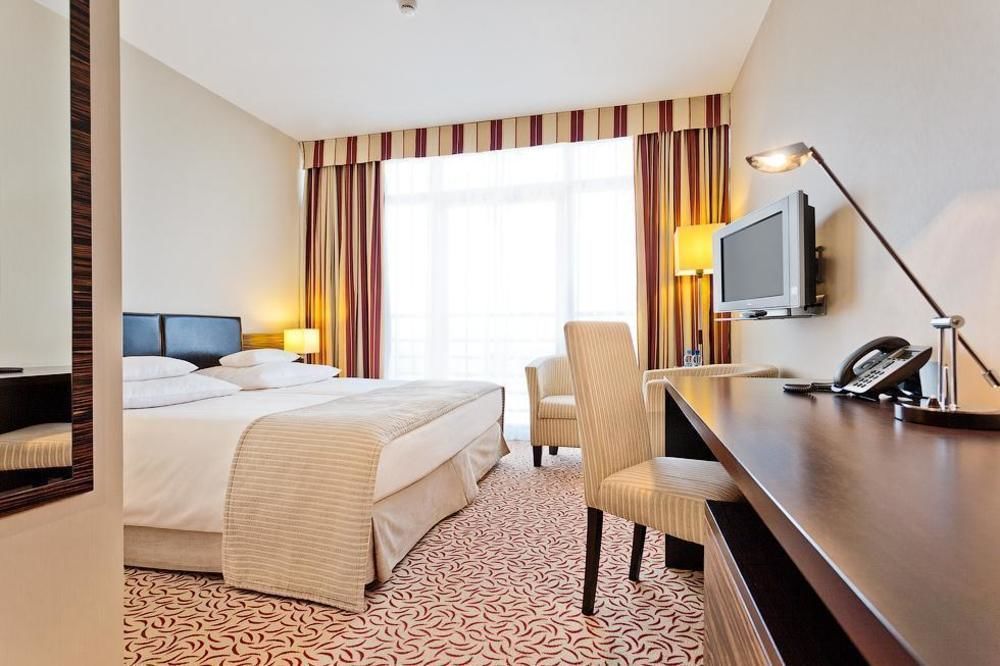 Qubus Hotel 4*