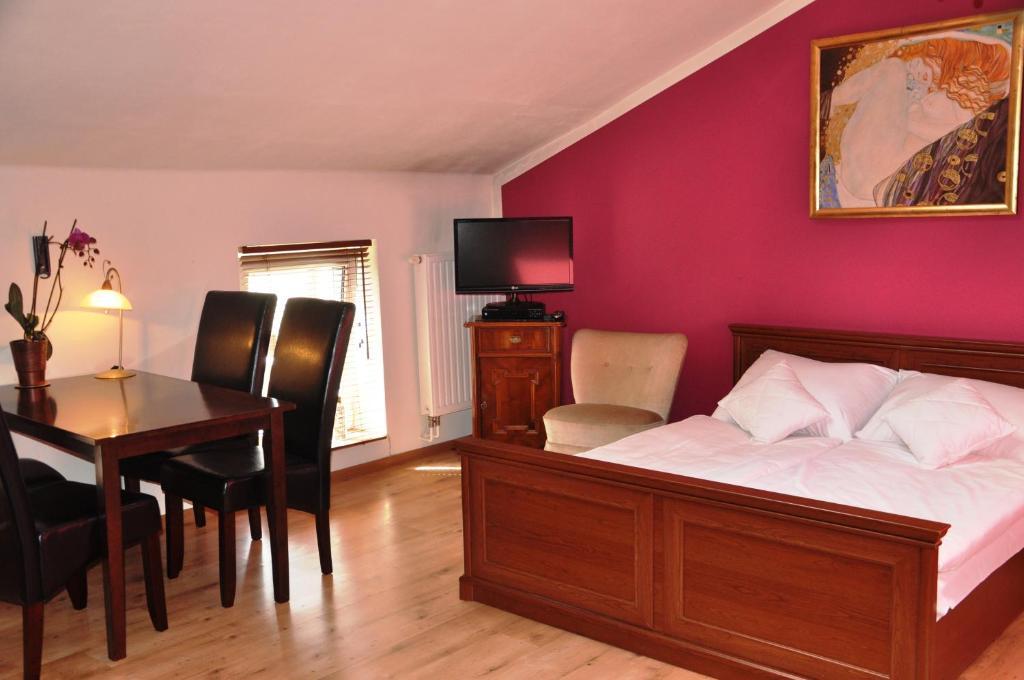 Splendor Apartment *