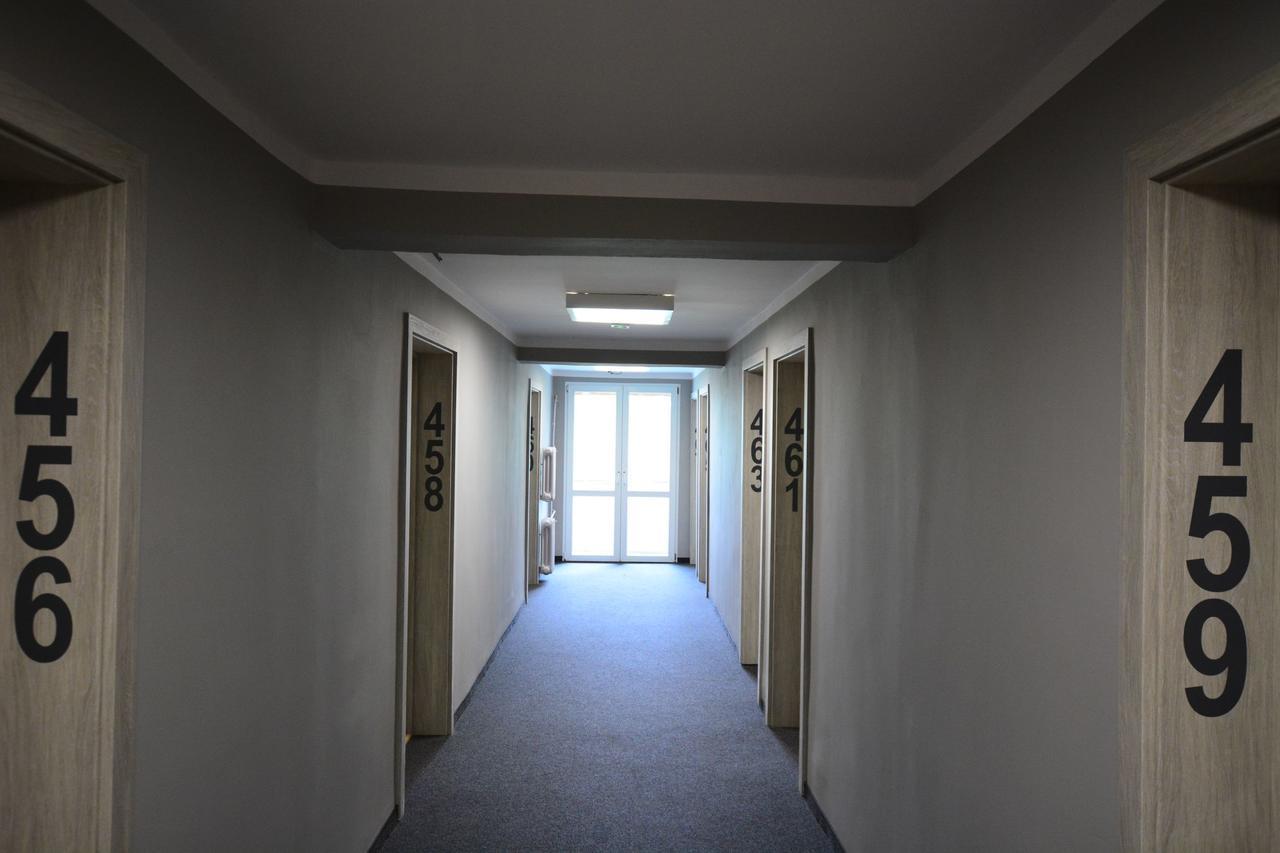 Nh - Tbn House Hostel *