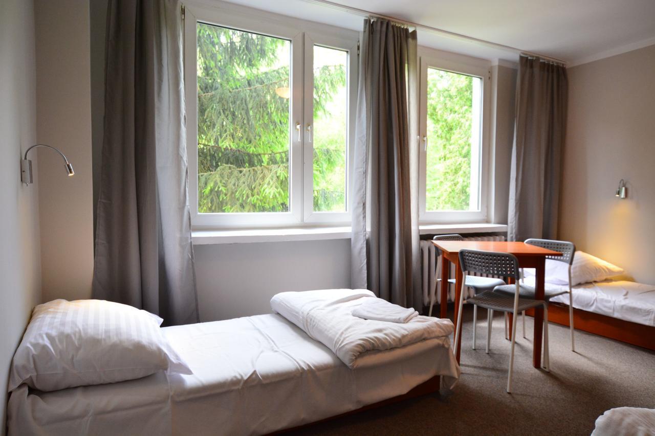 Nh - Tbn House Hostel *