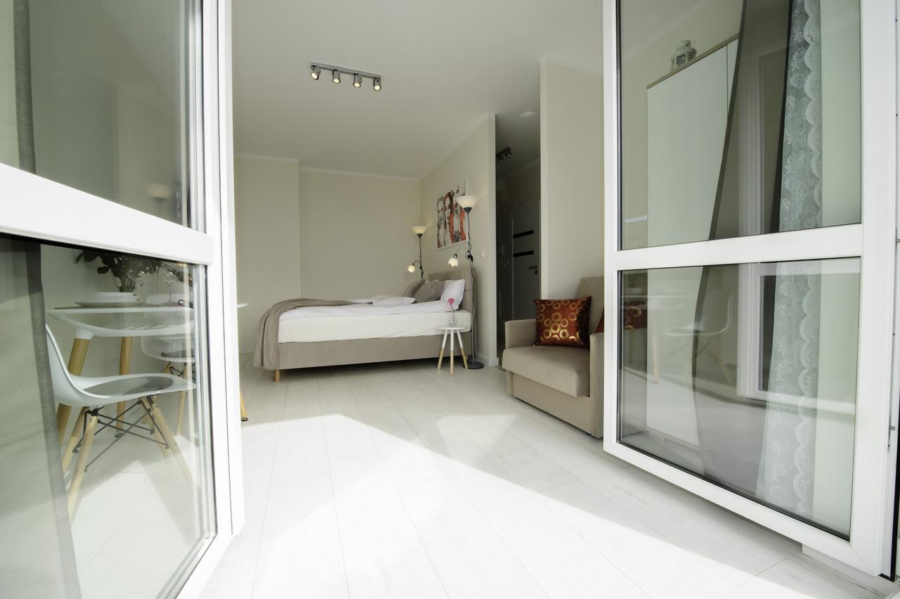 Romantic Sky Apartment- 15th Floor Apartment Krakow