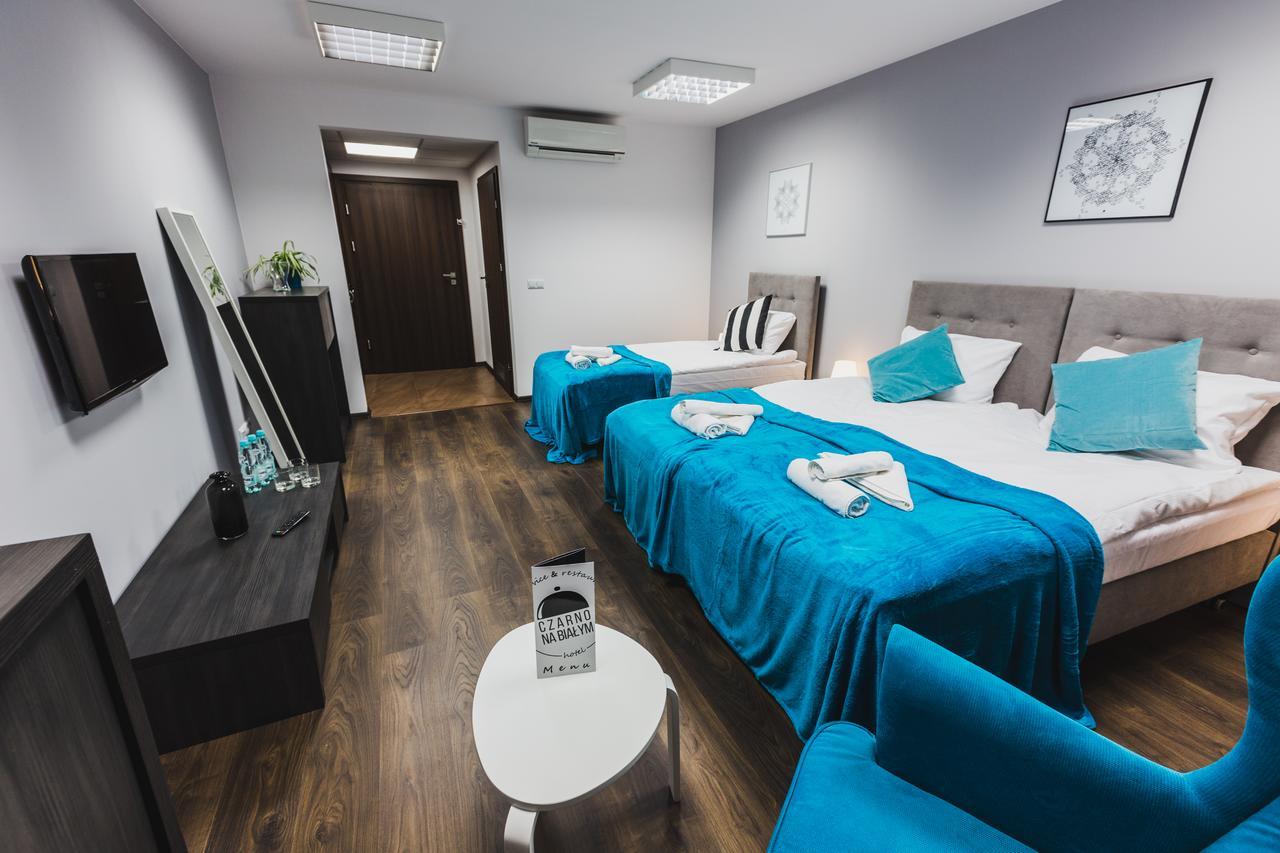 Czarno Na Bialym Hotel Cracóvia