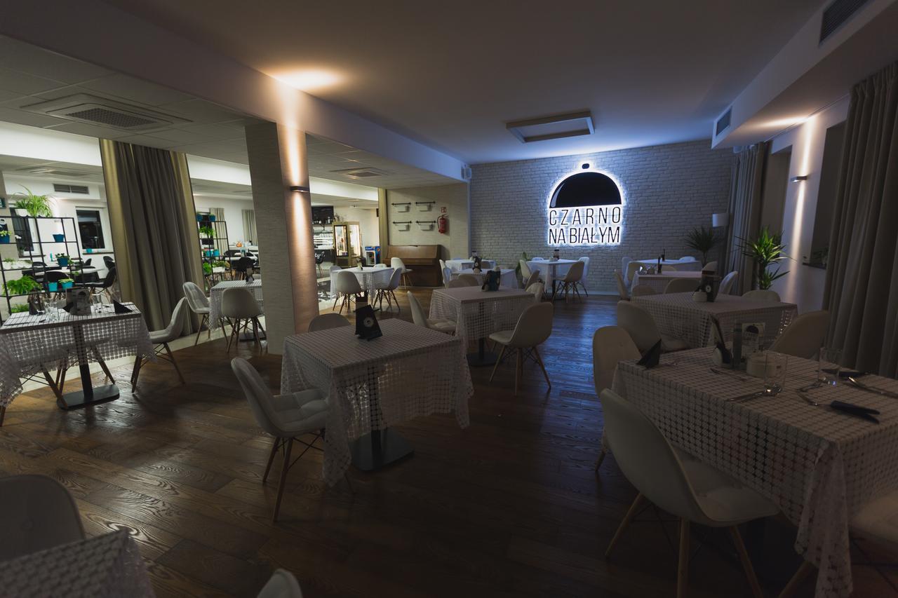Hotel Czarno Na Bialym