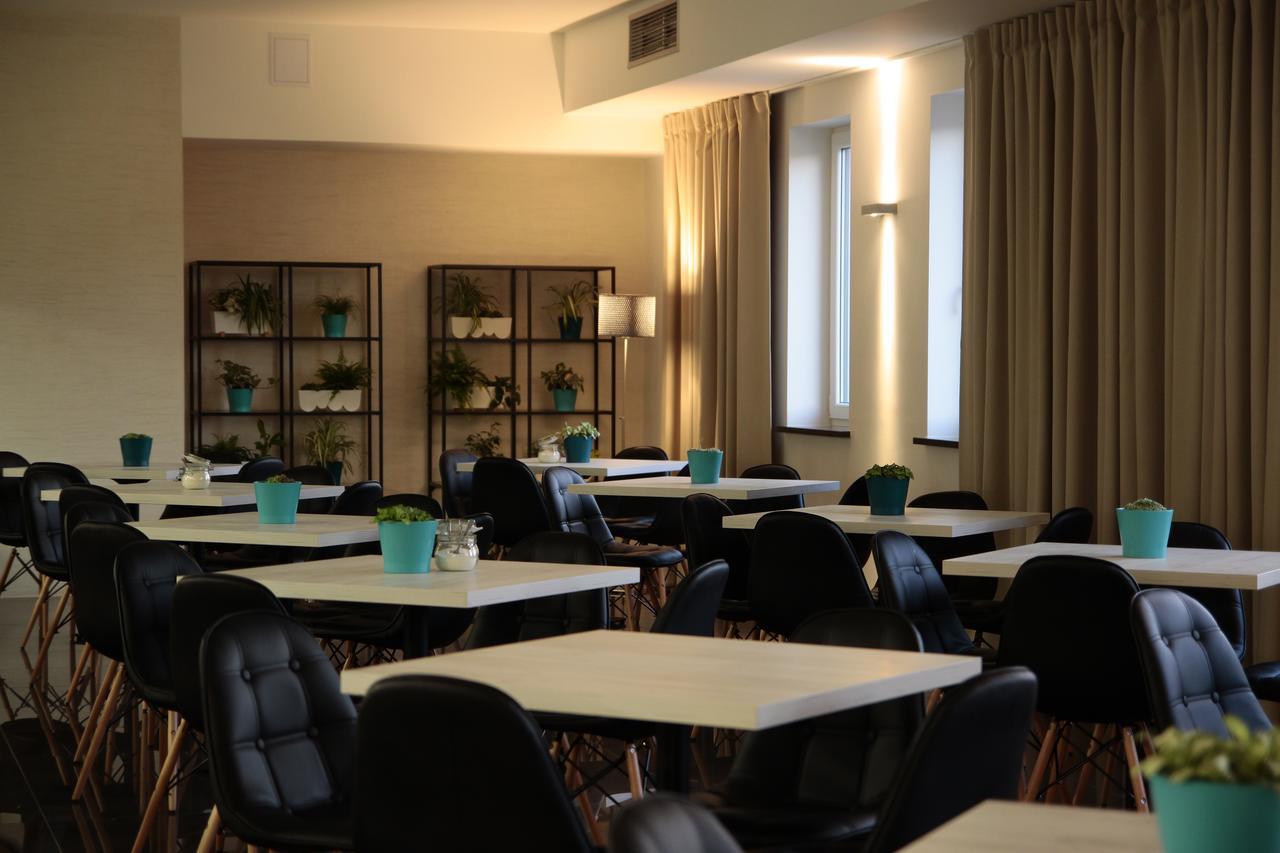 Hotel Czarno Na Bialym Cracóvia