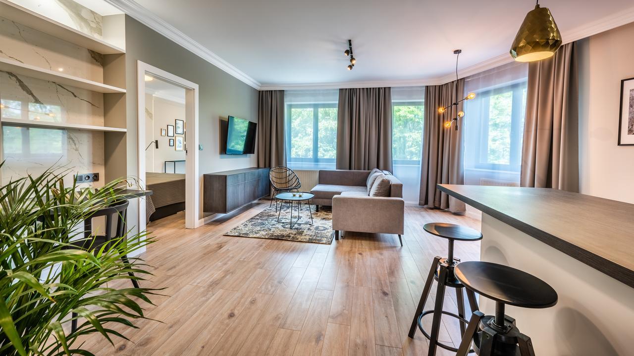 A11 & Spa Dermique Apartment