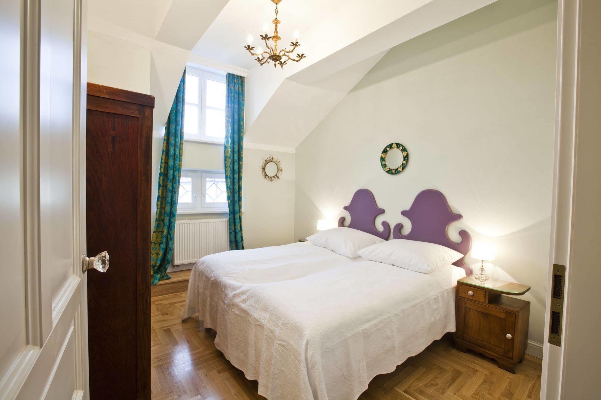Aparthotel Crystal Chez Helena