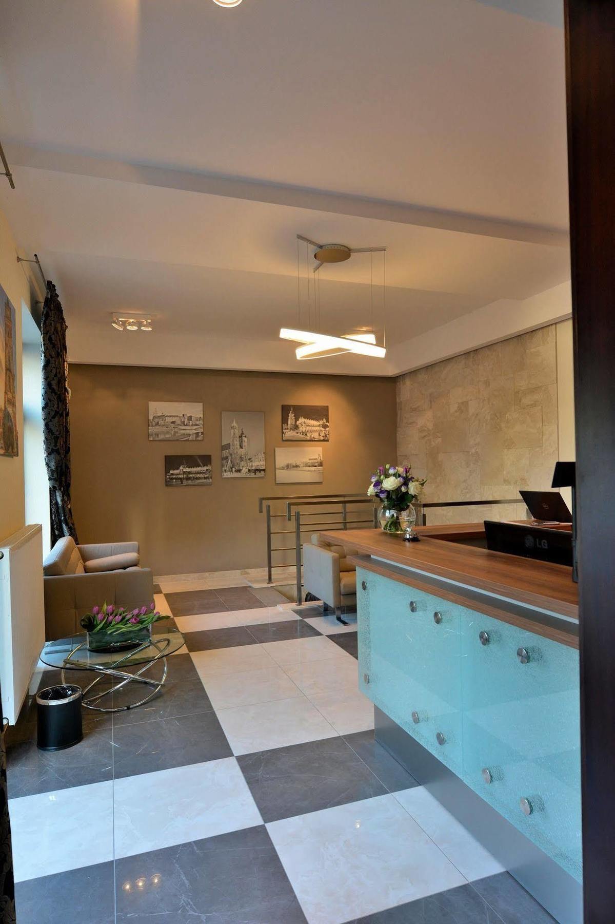 Hotel Miodowa 3*